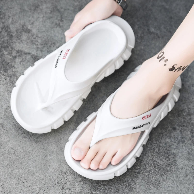 Summer Men's Flip Flops Outdoor Indoor Slippers Comfortable Slides New Design Men Beach Sandals Non-slip Home Male Slippers