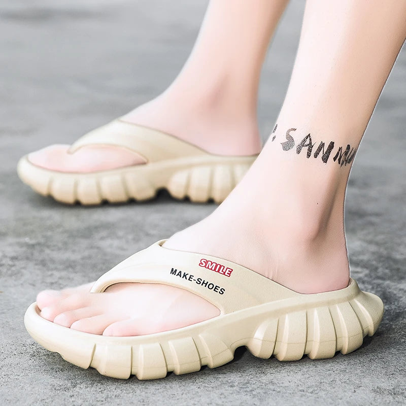 Summer Men's Flip Flops Outdoor Indoor Slippers Comfortable Slides New Design Men Beach Sandals Non-slip Home Male Slippers